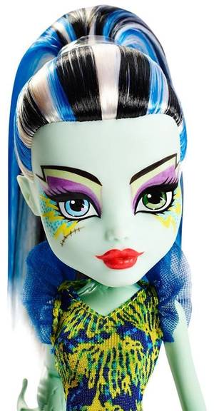 Monster High Frankie Stein Porn - Check out the Monster HighÂ® Great Scarrier Reef Glowsome Ghoulfishâ„¢ Frankie  SteinÂ® Doll at the official Mattel Shop website. Explore the world of  Monster ...