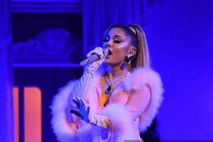 Ariana Grande Pov Porn - Lirik dan Chord Lagu pov dari Ariana Grande Halaman all - Kompas.com