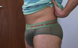 British Ass Play Porn - Hairy Str8 Hunk Leon - Favourite Lad Back for Some Ass Play!