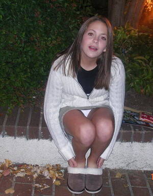 dainty panties upskirt - bra and panties 14 -  Hidden_Cams_Upskirts_Voyeur_Upskirt_White_Panties_2_4742074-0 Foto Porno -  EPORNER