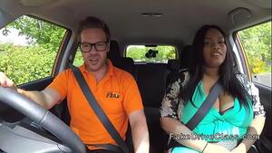 fat driving sex - Fat ebony student fucks instructor in car - XVIDEOS.COM