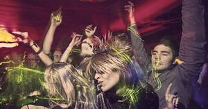 drunk sex rave party - My Summer As a Professional Pretty Girl in the Hamptons