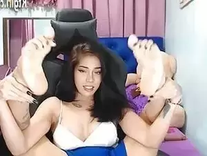 big asians shemales - big ass asian shemale beauty stroking her cock on cam - Tranny.one