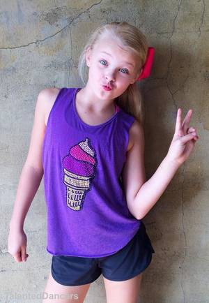 Jojo Siwa Naked Xxx - I love you girl Jojo Siwa boy Andrew KEW call good me