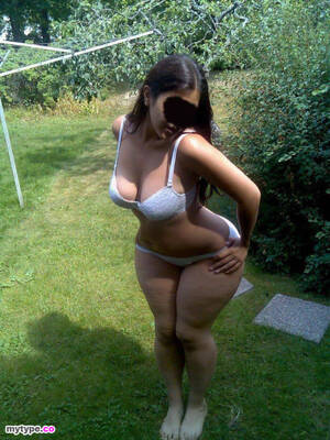 Arab Lingerie - Young thick Arab girl dreams of being a lingerie model Tumblr Porn