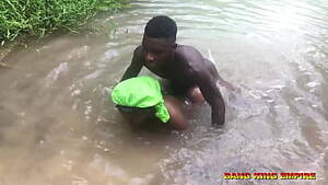 fat chubby girl fucked in creek - I Fucked An African Water Goddess In The River - XNXX.COM