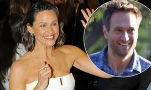 Jennifer Garner Sex Porn - Jennifer Garner is 'glowing' as her longtime beau quietly supports her at  Hollywood premiere | Daily Mail Online