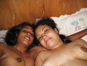 lesbian mature indian pussy - Mature Indian Lesbians Private Photos | Indian Nude Girls