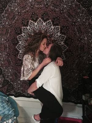 Carry Her Porn - Carry her to bed.