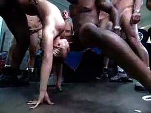 gauge upskirt porn - Gauge Upskirt Free Sex Videos - Watch Beautiful and Exciting Gauge Upskirt  Porn at anybunny.com