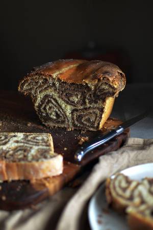 Croatian Cuisine - povitica {nut roll