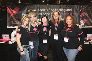 deaf - 2009AEE_Shelley and Savannah Jane 2009AEE_Shelley and Savannah Jane2  2009aee_shelley-and-savannah-jane-and-pink-cross