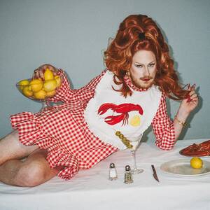 Blush Porn Diane - Why This Drag Queen Will Never Shave Her Beard | Allure