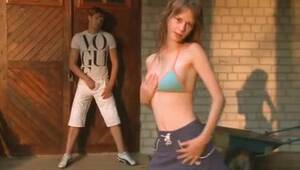 Beata Undine Outdoor Sex - Beata Undine And Malina Outdoor Threesome : XXXBunker.com Porn Tube