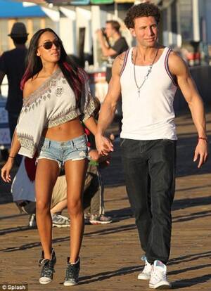 amia miley boyfriend - Jersey Shore star The Unit canoodles with his leggy porn star girlfriend Amia  Miley - TRPWL