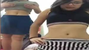 novinha se exibindo na cam 2 web - DUAS NOVINHAS GOSTOSAS SE EXIBINDO NO FACEBOOK | Redtube Free Amateur Porn