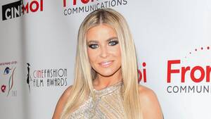 carmen electra sex tape - Carmen Electra Celebrates The Weekend In Bikini With A Beach Ball