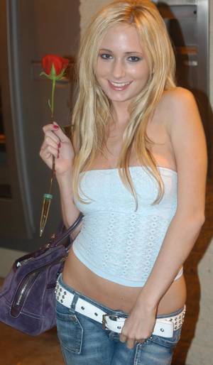 Hillary Scott Foot Porn - File:Hillary Scott at Porn Star Karaoke 8.jpg