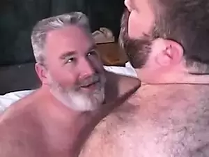 bear daddy - XXXL BIG DADDY THE REPAIR BEAR | xHamster