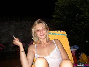 Drunk Wife Porn - Nude pics of a real drunk wife