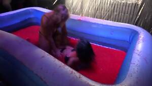 jello wrestling orgies - Bikini Vs Tank Top Jello Wrestling - EPORNER