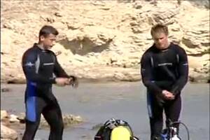 Gay Wetsuit Porn - 2 lovely mans On The Beach at GayPorno.fm