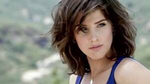 Cobie Smulders Sex Videos - Cobie Smulders: Caught on Tape