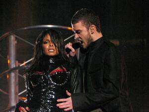 Janet Jackson Porn Ass - Who Caused Janet Jackson's Super Bowl Wardrobe Malfunction?