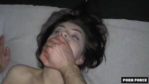 College Babes Fucked - College Girl Fucked in her Dorm by 2 Guys - BLEACHED RAW - Ep II watch  online