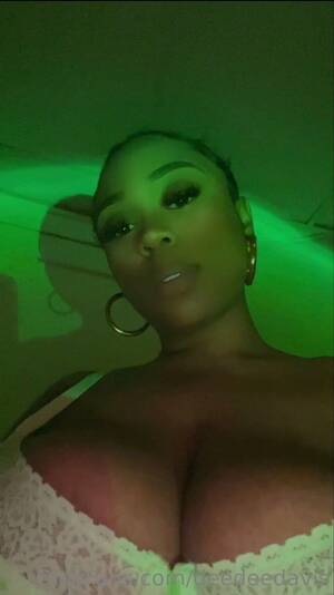 Dee Davis Porn - Dee Dee Davis (baby girl) - ShesFreaky