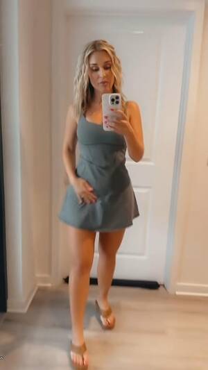 Alli Rae Porn Sleep - Allie Rae's Amazon Page