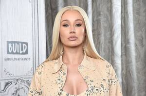 Iggy Azalea Ariana Grande Porn Captions - Iggy Azalea Shows Off Her Fabulous Figure Amid Rumors She Gave Birth to  Playboi Carti's Baby
