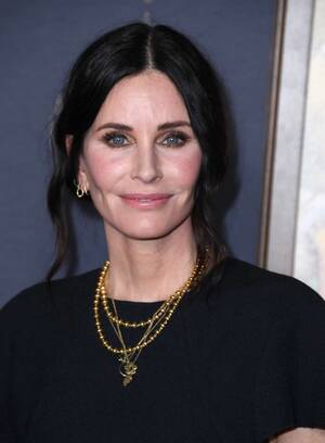 Courteney Cox Naked Porn - Courteney Cox's 40-Year Beauty Evolution