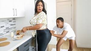 ebony bbw kitchen sex - Ebony Bbw Porn Videos - PornGo.xxx