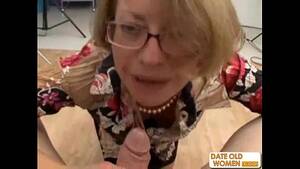 50 Milf Librarian Porn - Librarian nasty granny fulfill her sex dream - XVIDEOS.COM