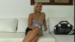 blonde small tits office - Blonde with small tits sucking and fucking in office - XVIDEOS.COM