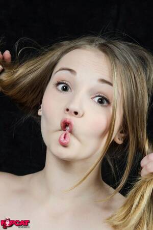 beautiful teen babe - Babe With Cute Face Jeff Milton Poses Nude Flaunting Her Beautiful Teen  Body - FAPCAT