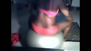 ebony exercise ball - ebony training' Search - XNXX.COM
