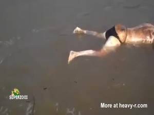 Fish Porn Ass - Bare Ass Bloated Corpse