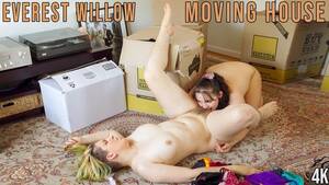 moving lesbian sex tit - Forumophilia - PORN FORUM : Hot leysby games | Lesbians - Page 88