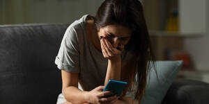 Adolescenti - REVENGE PORN, SEXTING e SEXTORTION sono comportamenti troppo diffusi tra  gli adolescenti. Facciamo un po' di chiarezza e capiamo come intervenire -  AdoleScienza Magazine