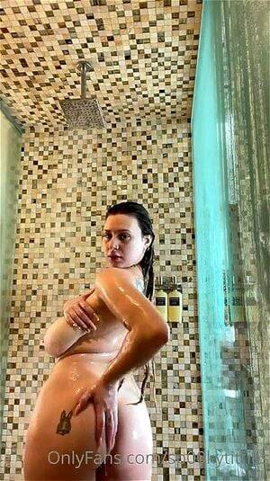 girlfriend shower cam - Watch busty girl shower - Cam, Webcam, Amateur Porn - SpankBang