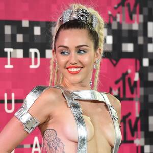 miley cyrus tit sex - Miley Cyrus Reportedly Planning Naked Concert for Art (or Something) |  Vanity Fair