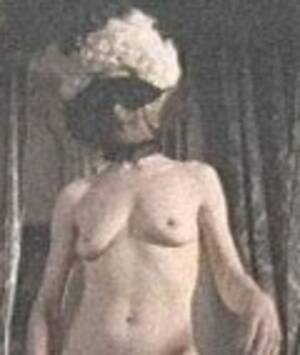 Lindsay Duncan Porn - Has Lindsay Duncan ever been nude?