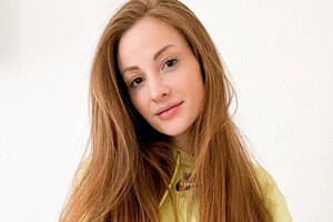 Die Jungsten Porn Girls - Liah Lou â€“ Privilegiert und gefÃ¤hrdet (Submission)