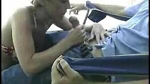 Amateur Milf Gives Blowjob - amateur milf blowjob' Search - XNXX.COM