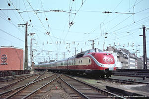 electric train - Was there ever a more stylish diesel produced?