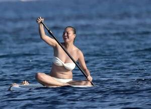 Iggy Azalea Naked Lesbian Sex - Iggy Azalea quits social media after online critics blast her bikini body â€“  New York Daily News