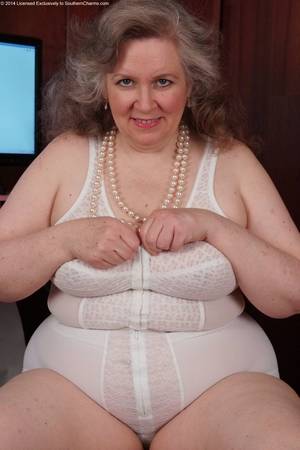 Girdle Sex Fat - Cute hentai girl gives handjob Mature women anal sex ...