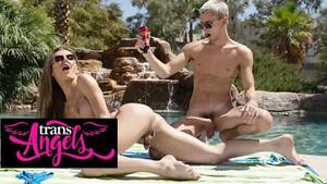 Adult Swim Shemale Porn - POOL @ Tranny Clips - Free Shemale Porn